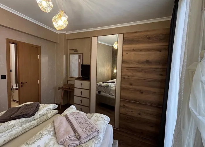 гранд манастира частен